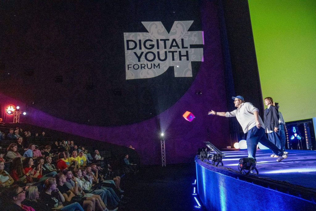 Digital Youth Forum 2024